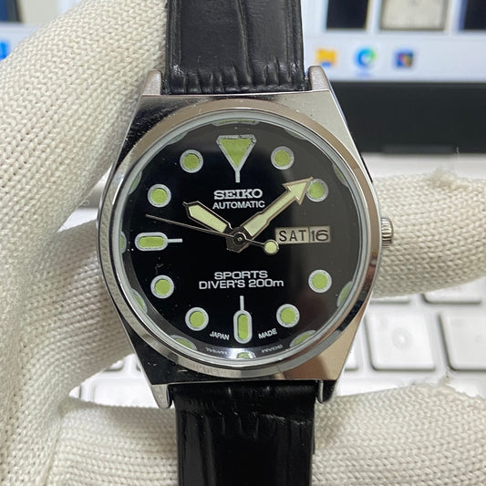 Vintage Seiko 5 Automatic17Jewels Cal. 6309 Black Face Black Band Men's Wrist Watch SB22
