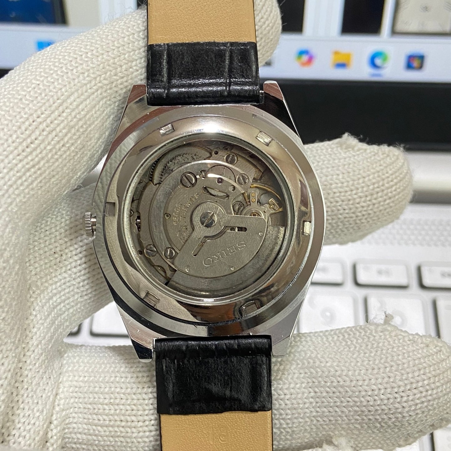Vintage Seiko 5 Automatic17Jewels Cal. 6309 Black Face Black Band Men's Wrist Watch SB23