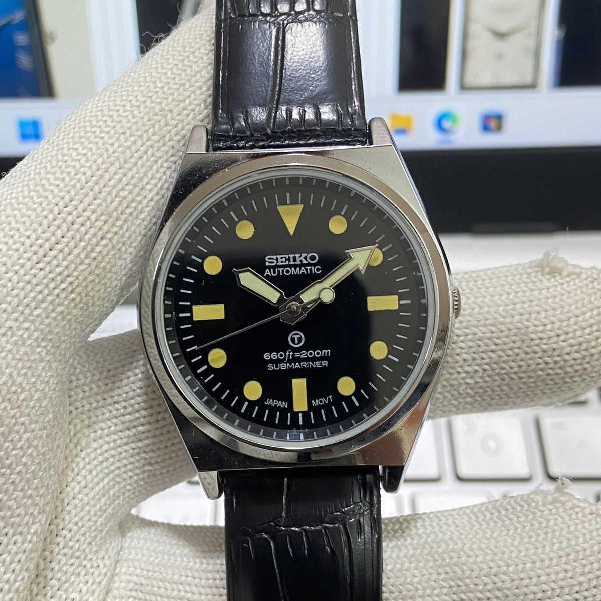 Vintage MOD Seiko 5 Automatic17Jewels Cal. 6309 Black Face Black Band Men's Wrist Watch SB25
