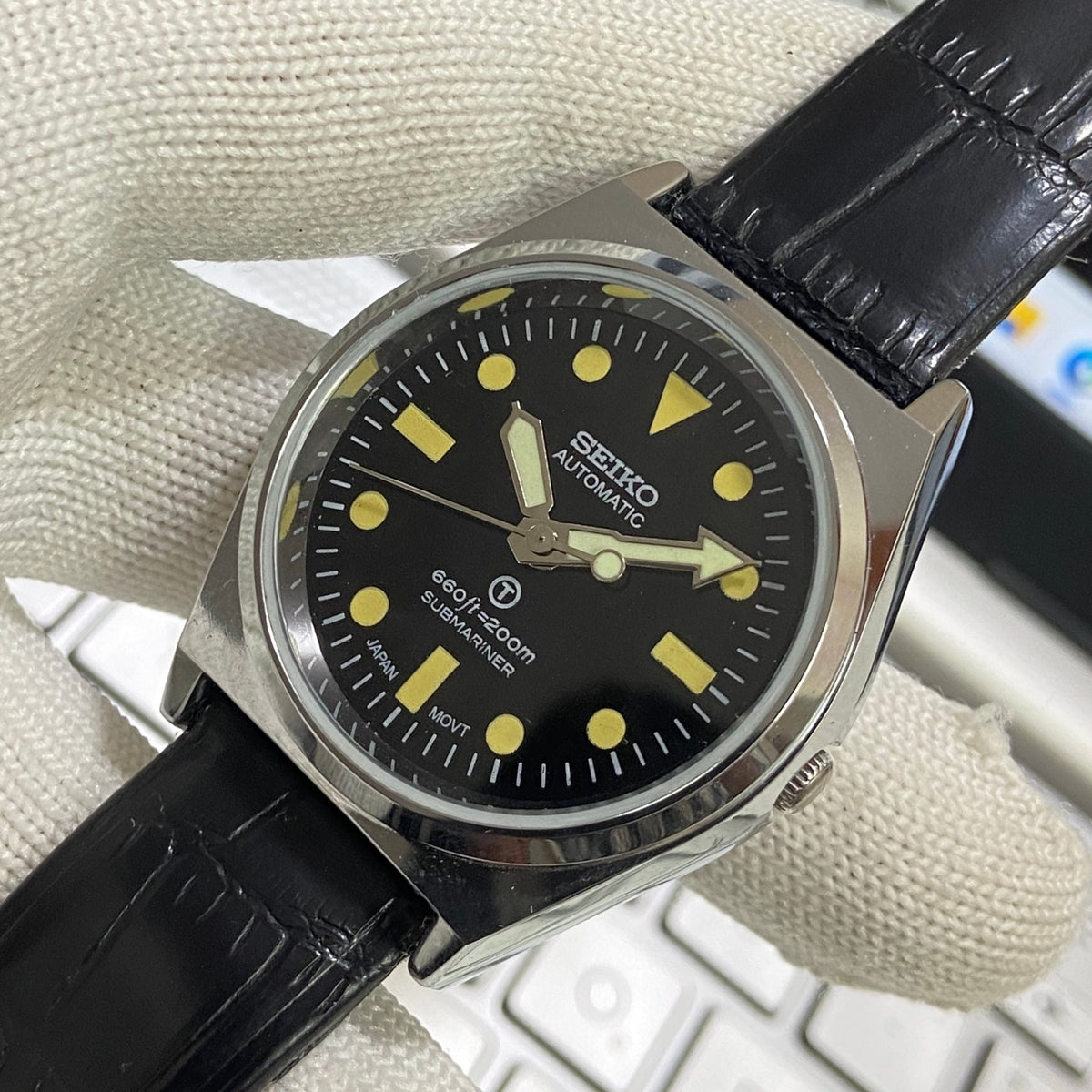 Vintage MOD Seiko 5 Automatic17Jewels Cal. 6309 Black Face Black Band Men's Wrist Watch SB25
