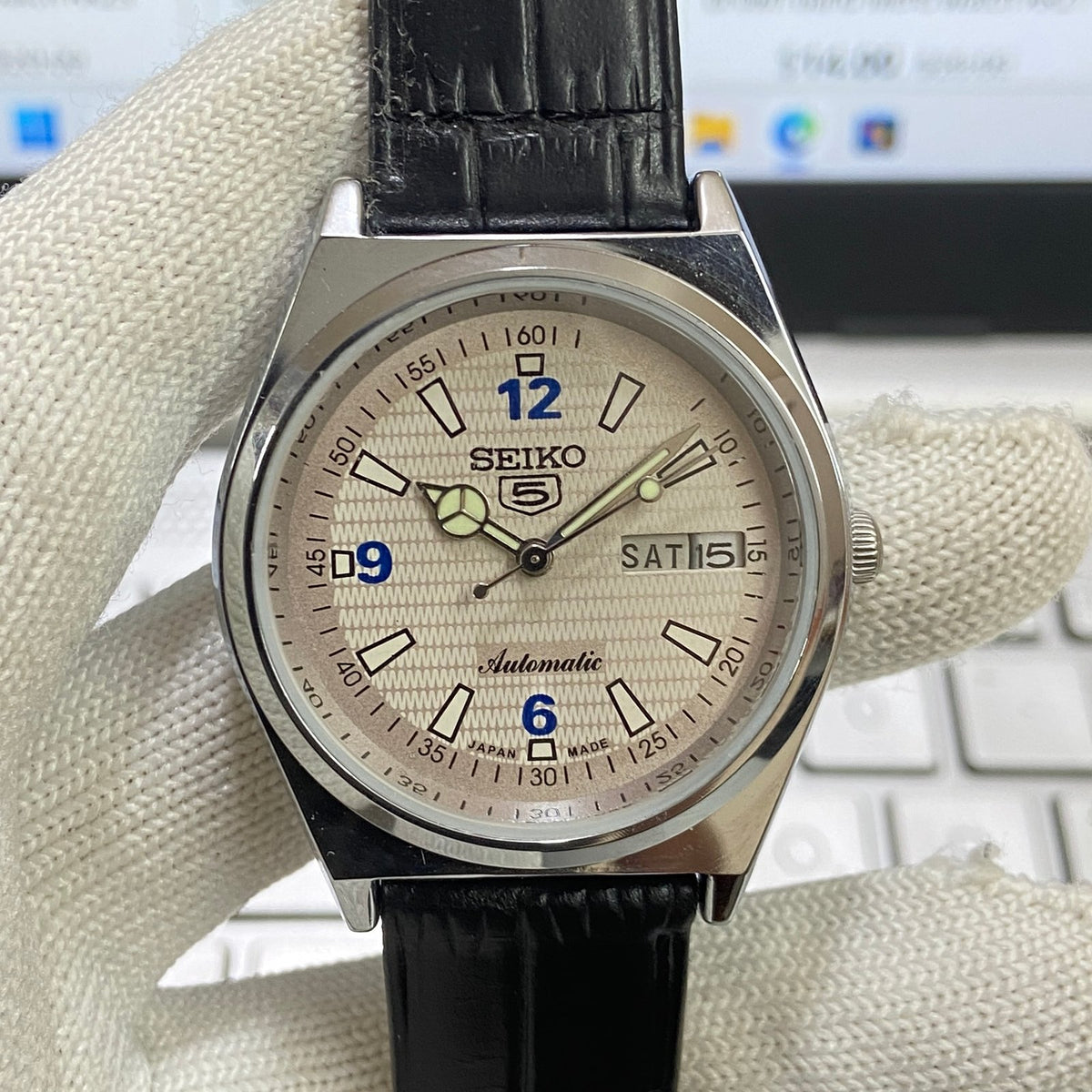 Vintage MOD Seiko 5 Automatic17Jewels Cal. 6309 White Face Black Band Men's Wrist Watch SB29