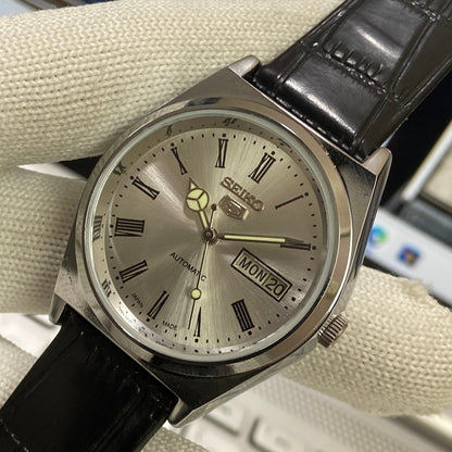 Vintage Seiko 5 Automatic17Jewels Cal. 6309 Silver Face Black Band Men's Wrist Watch SB30