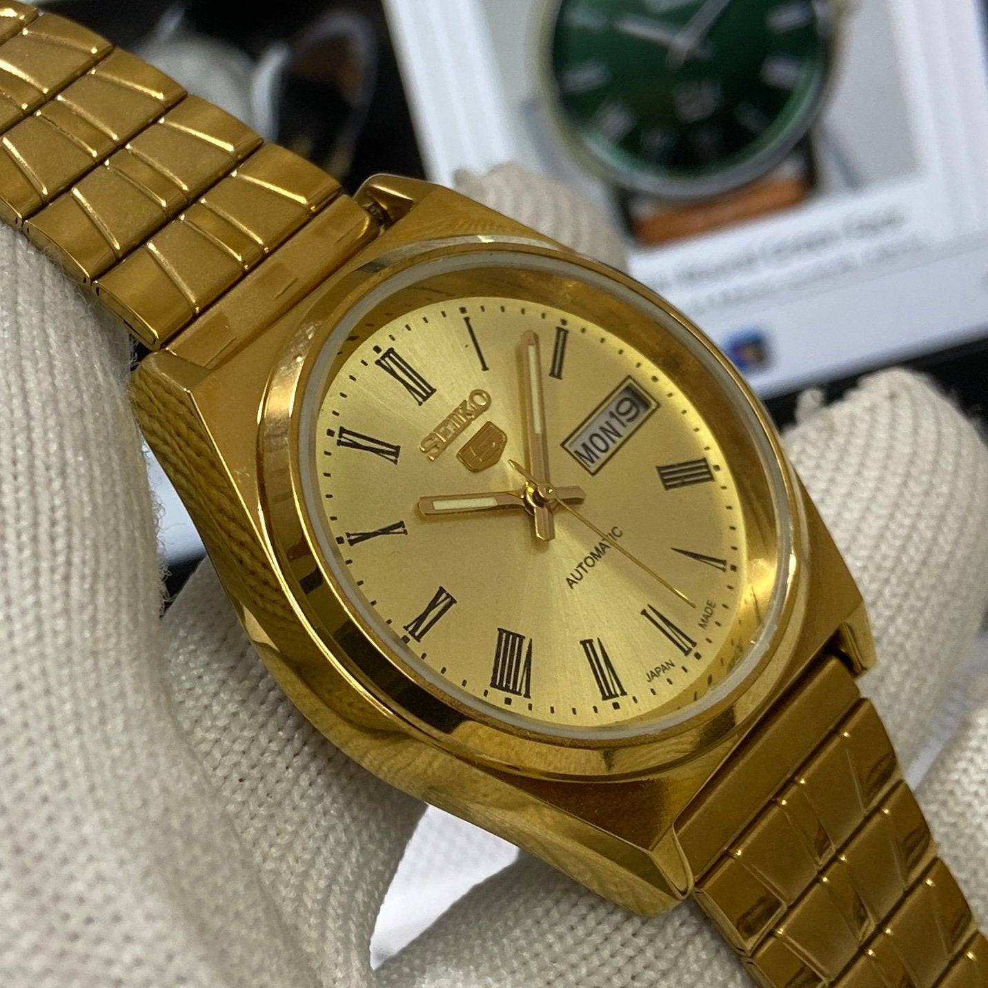 Vintage Seiko 5 Gold Plated Automatic17Jewels Cal. 6309 Golden Face Men's Wrist Watch SC01