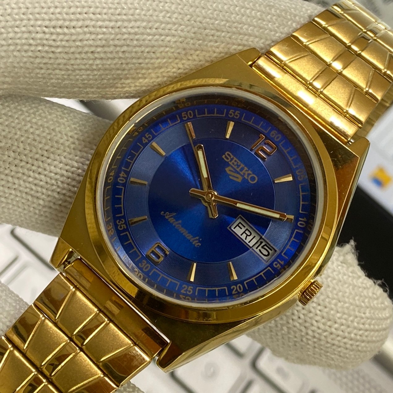 Vintage Seiko 5 Gold Plated Automatic 17 Jewels Cal. 6309 Blue Face Men's Wrist Watch SC11