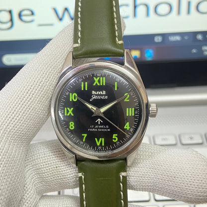 Vintage HMT Jawan Hand Winding 17 Jewels Black Face Green Band Men's Wrist Watch B13
