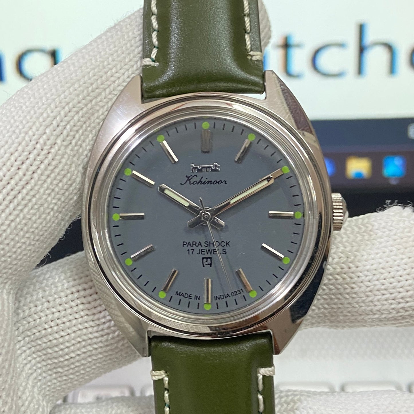 Vintage HMT Kohinoor Hand Winding 17 Jewels Gray Face Green Band Men's Wrist Watch B51