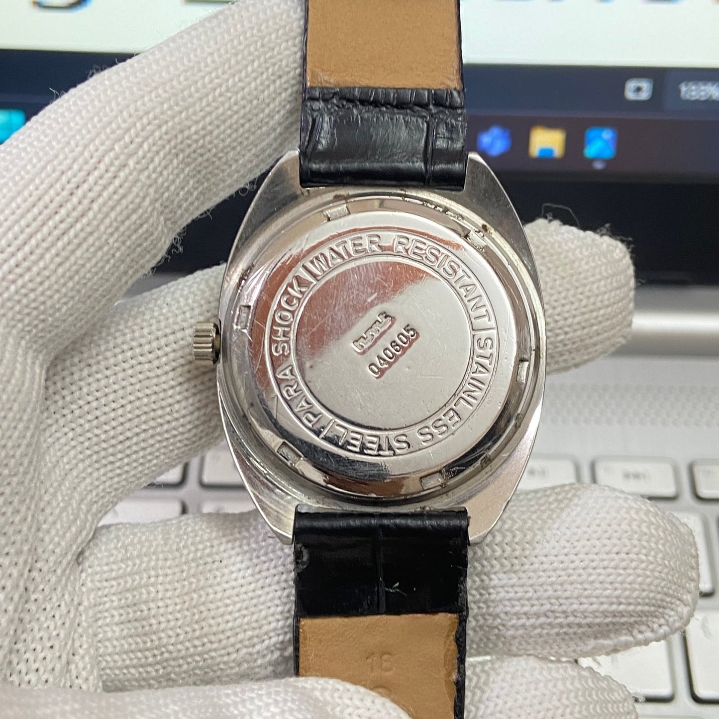 Vintage HMT Kohinoor Hand Winding 17 Jewels White Face Black Band Men's Wrist Watch B53