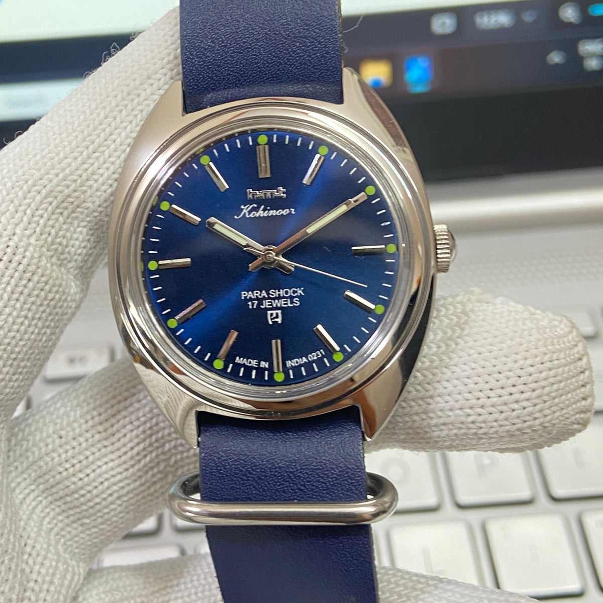Vintage MOD HMT Kohinoor Hand Winding 17 Jewels Blue Face Blue  Nato Band Men's Wrist Watch B59
