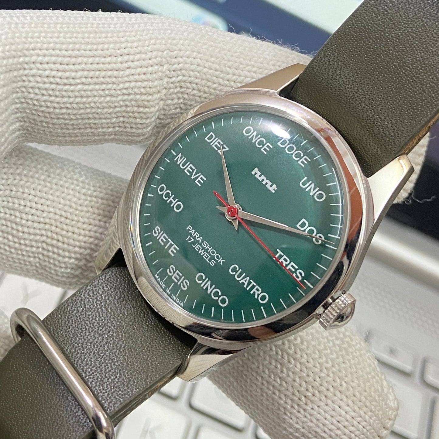Vintage HMT Spanish Hand Winding 17 Jewels Green Face Green Nato Band Men's Wrist Watch B66