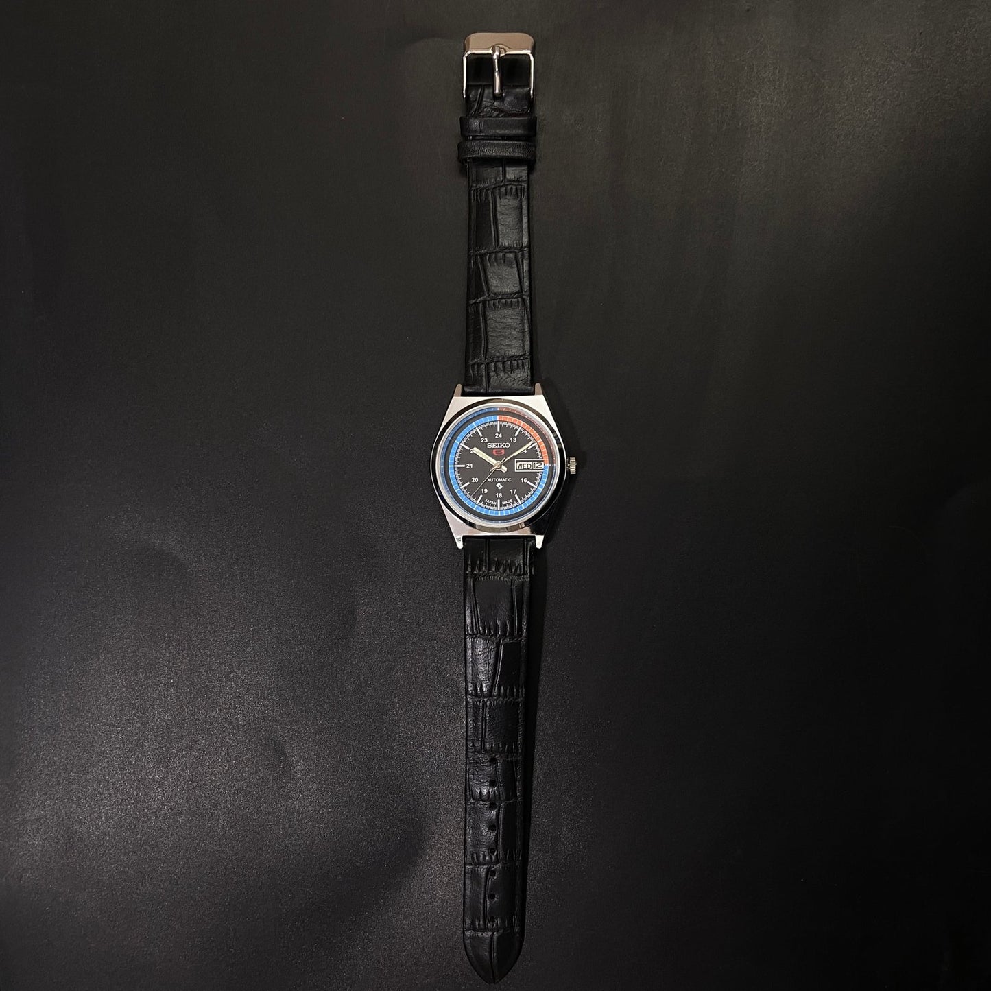 Vintage Seiko 5 Automatic 17 Jewels Cal. 6309 Black Face Black Band B79