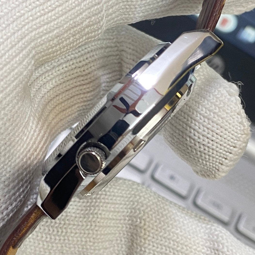 Vintage Seiko 5 Automatic 17 Jewels Cal. 6309 Golden Face Brown Band B80
