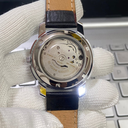Vintage Citizen Automatic 21 Jewels Off White Face Black Band B84