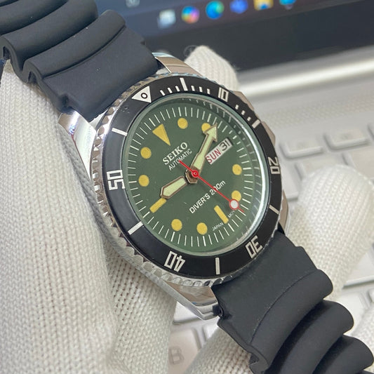 Vintage Seiko Diver Automatic Cal. 6309 17 Jewels Green Face Black Silicone Strap Rotating Bezel Men's Wrist Watch C01