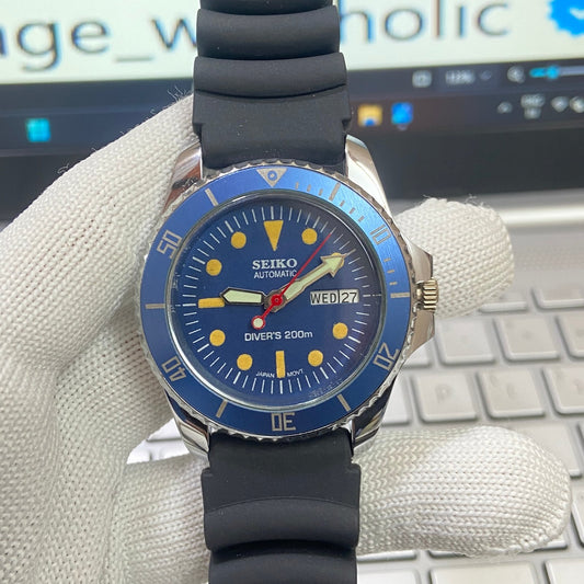 Vintage Seiko Diver Automatic Cal. 6309 17 Jewels Blue Face Black Silicone Strap Rotating Bezel Men's Wrist Watch C06