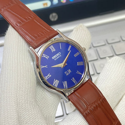 Vintage Seiko Slim Quartz Blue Face Brown Band Men's Wrist Watch C13