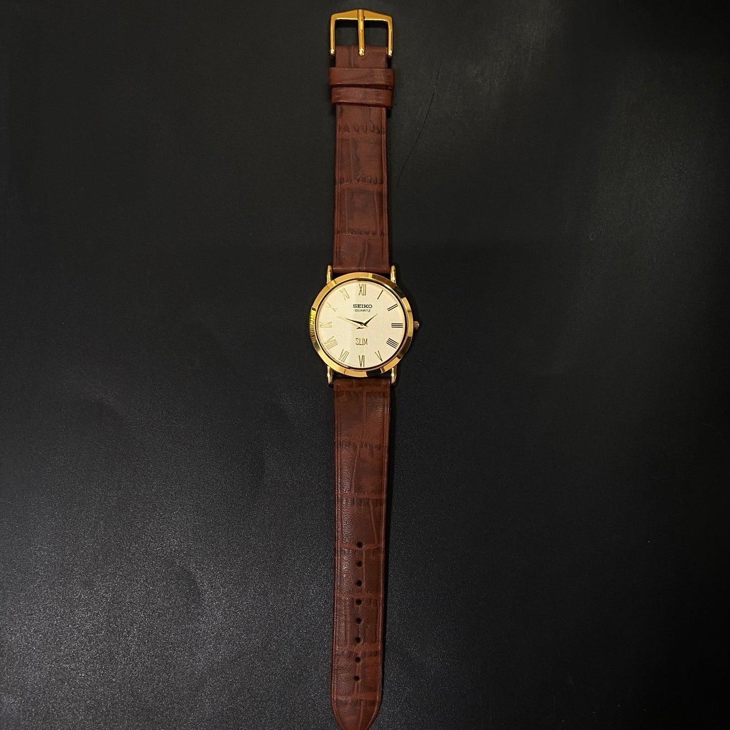 Vintage Seiko Slim Quartz Golden Face Brown Band Men's Wrist Watch C16