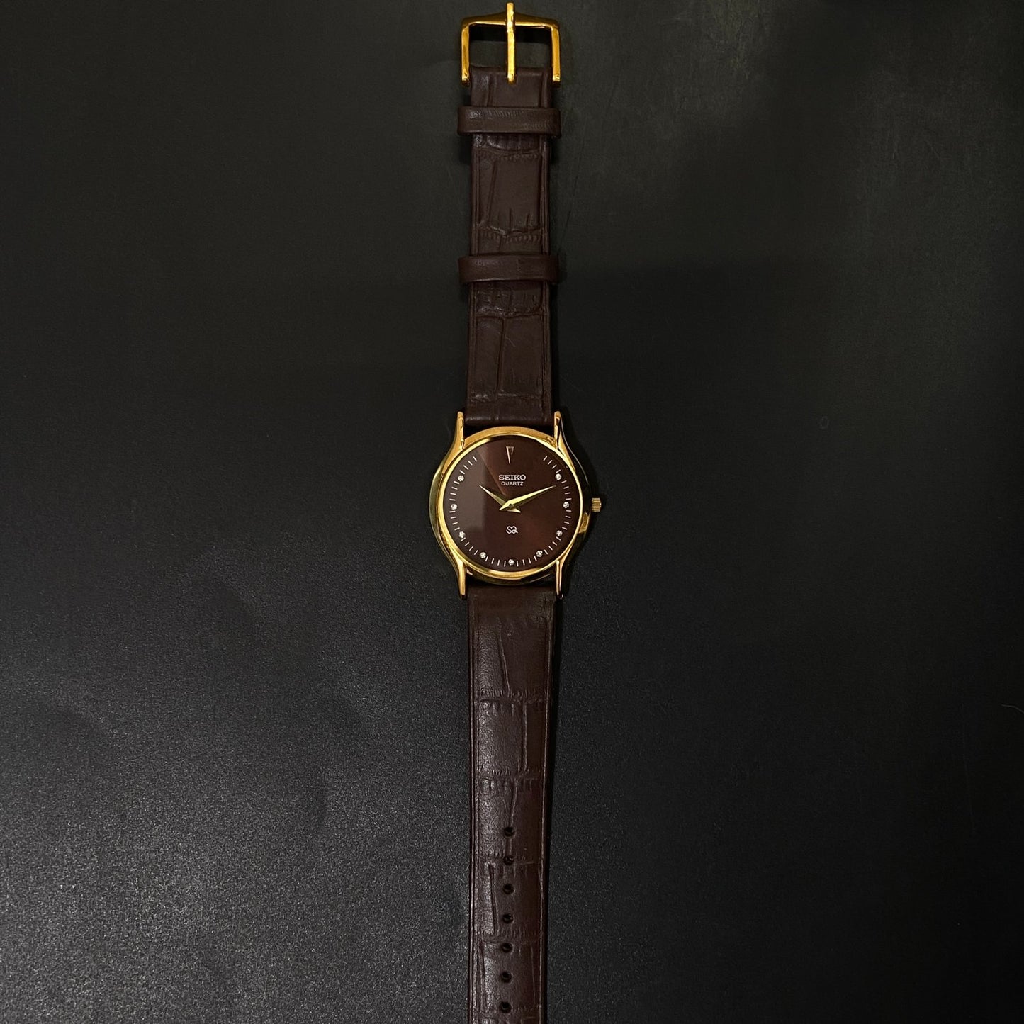 Vintage Seiko Slim quartz Brown Face Brown Band Men's Wrist Watch C17