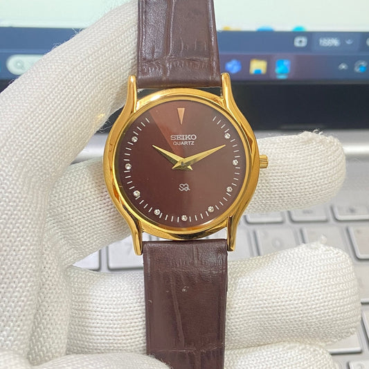 Vintage Seiko Slim quartz Brown Face Brown Band Men's Wrist Watch C17