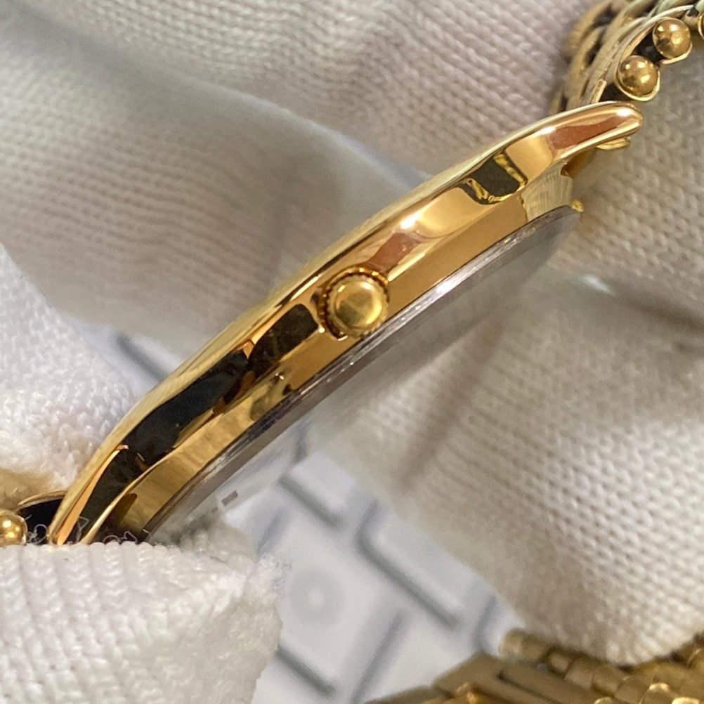 Vintage Seiko Slim Quartz Blue Face Golden Looser Chain Not Adjustable Men's Wrist Watch C19