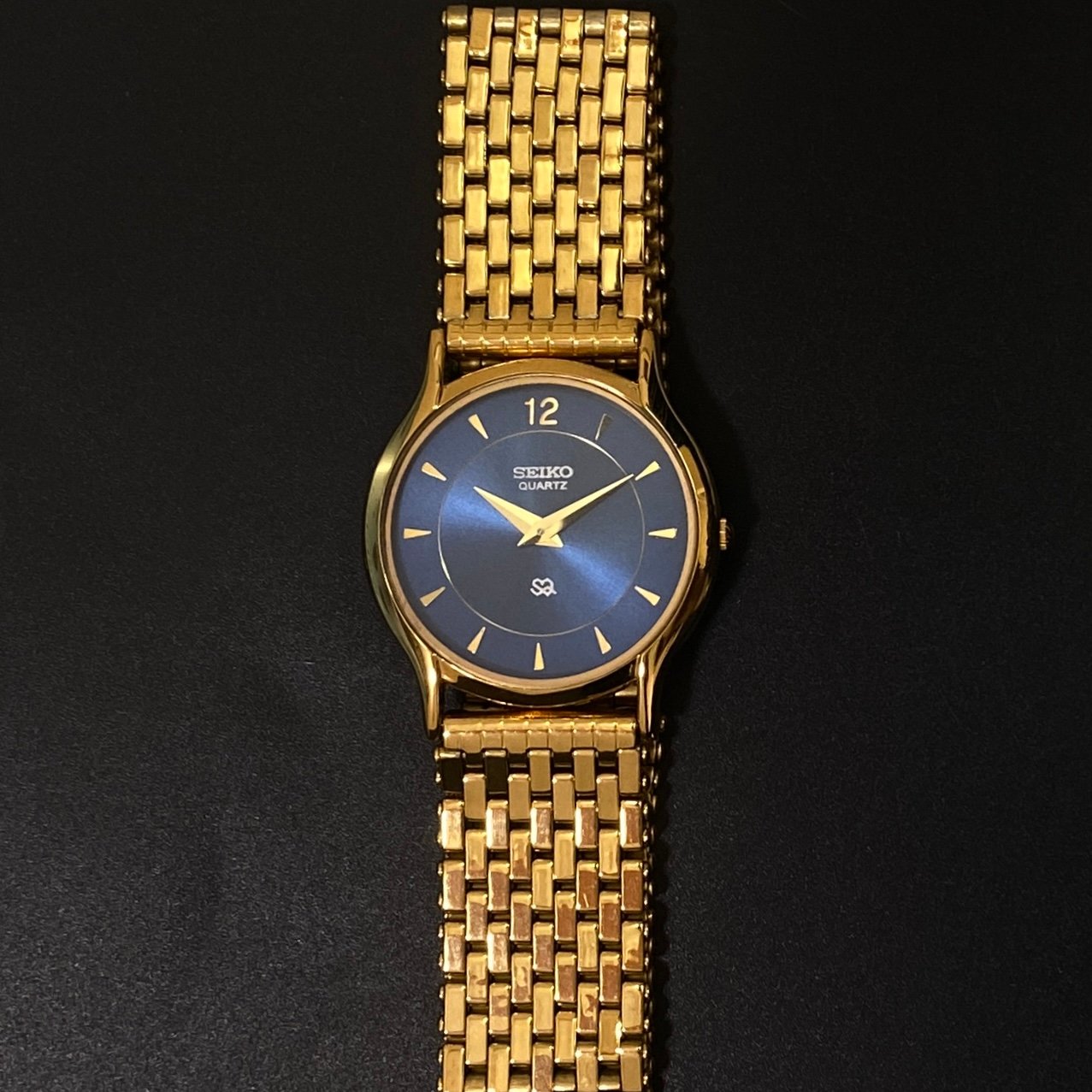 Vintage Seiko Slim Quartz Blue Face Golden Looser Chain Not Adjustable Men's Wrist Watch C20