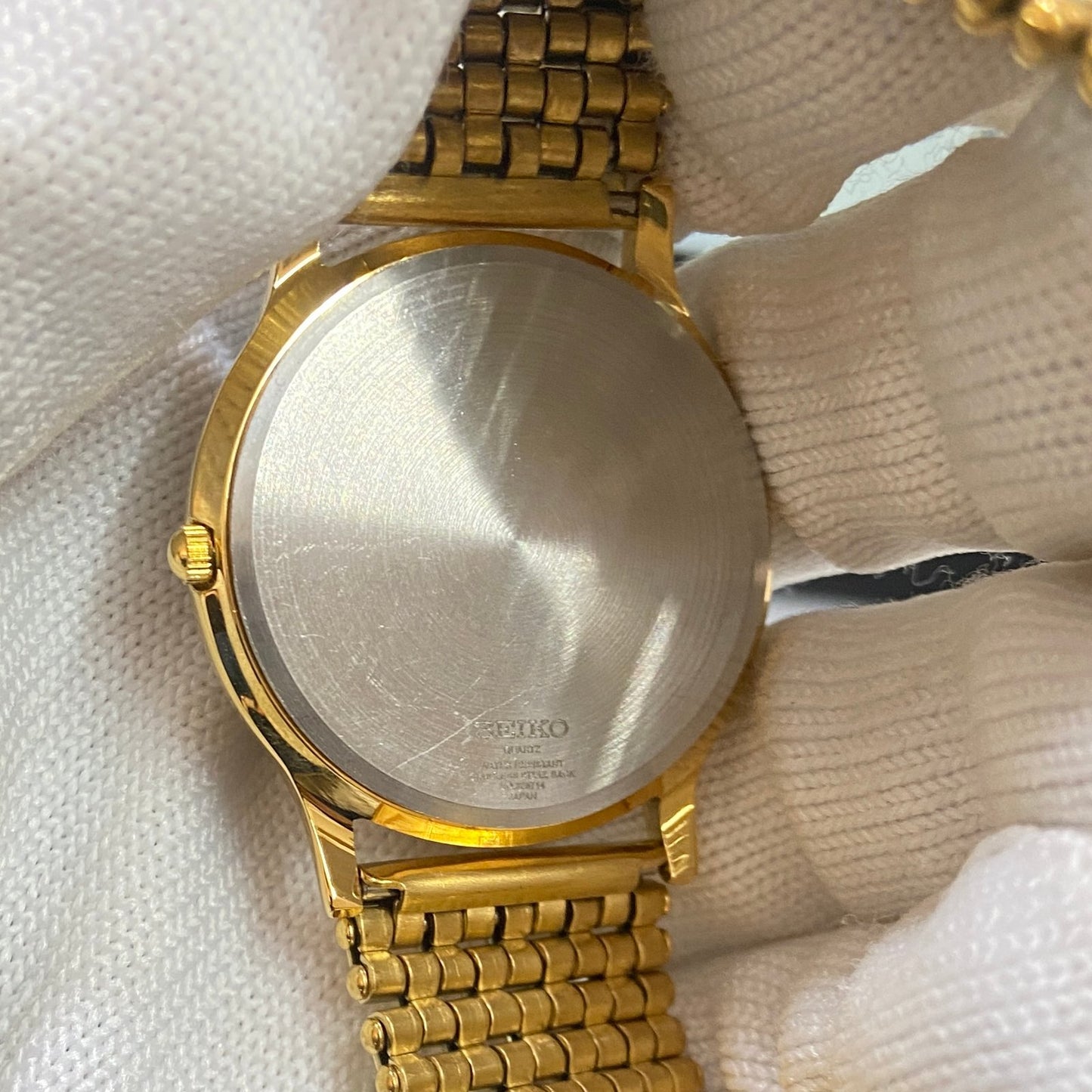 Vintage Seiko Slim Quartz Blue Face Golden Looser Chain Not Adjustable Men's Wrist Watch C20