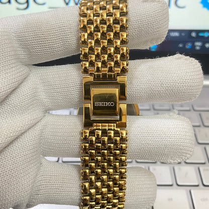 Vintage Seiko Slim Quartz Silver Face Golden Looser Chain Not Adjustable Men's Wrist Watch C21