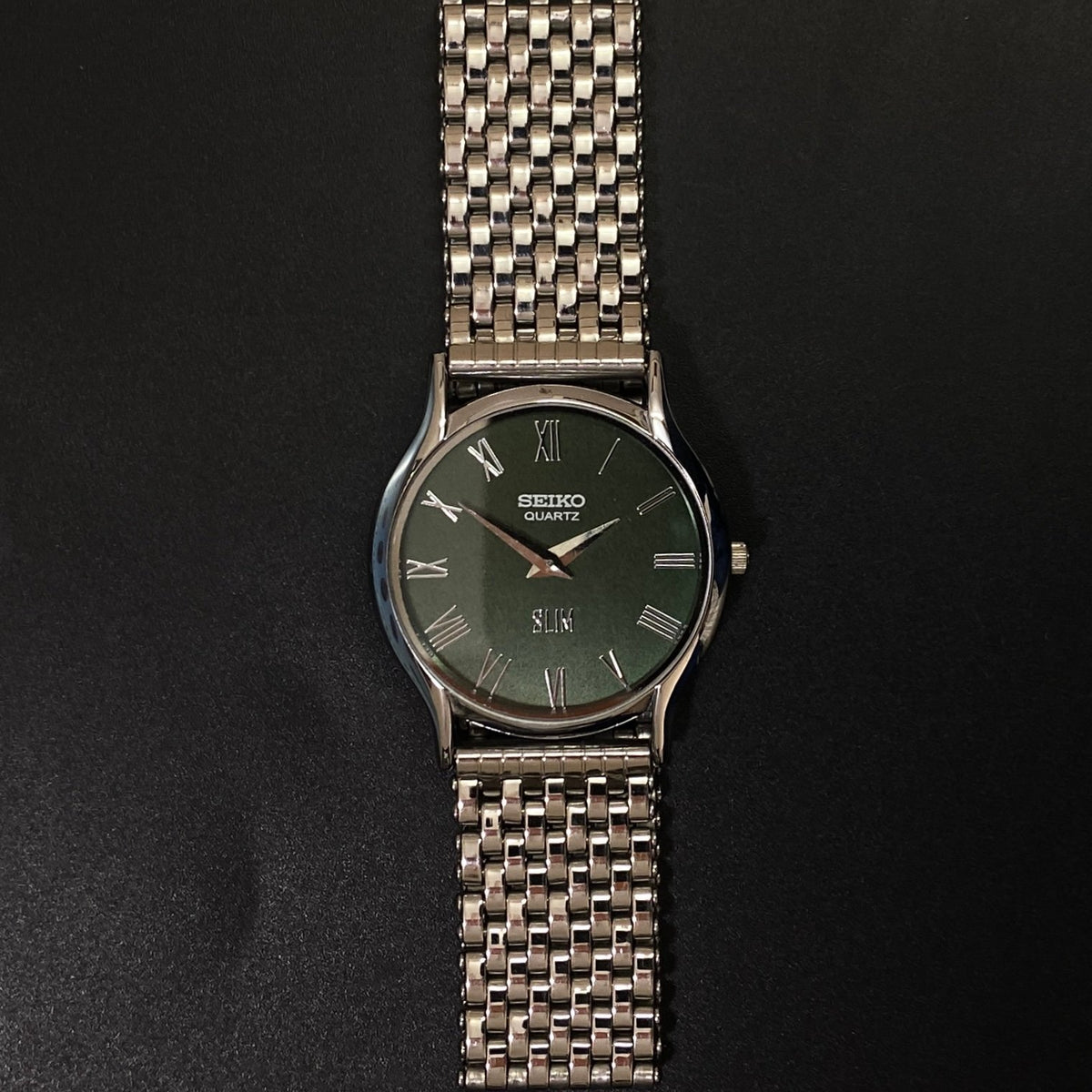 MOD Seiko Slim Quartz Green Face Silver Looser Chain Not Adjustable Men's Wrist Watch C26