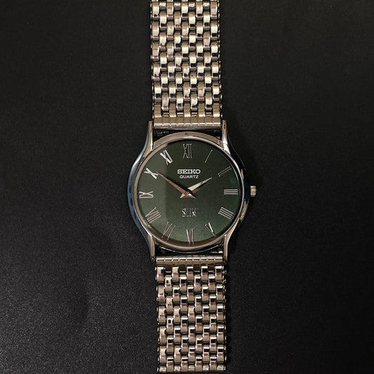 Vintage Seiko Slim Quartz Green Face Silver Looser Chain Not Adjustable Men's Wrist Watch C26