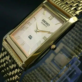 Seiko Slim Rectangular Quartz Golden Face Looser Chain Not Adjustable Men's Wrist Watch C62