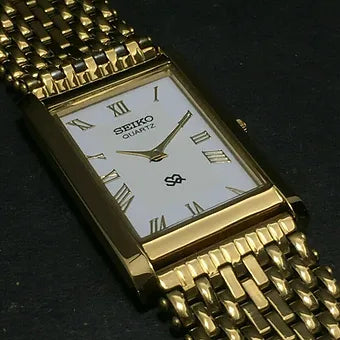 Seiko Slim Rectangular Quartz White Face Looser Chain Not Adjustable Men's Wrist Watch C63