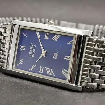 Seiko Slim Rectangular Quartz Blue Face Looser Chain Not Adjustable Men's Wrist Watch C66