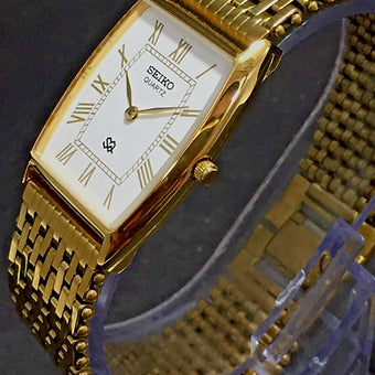 Seiko Slim Barrel Quartz White Face Looser Chain Not Adjustable Men's Wrist Watch C91
