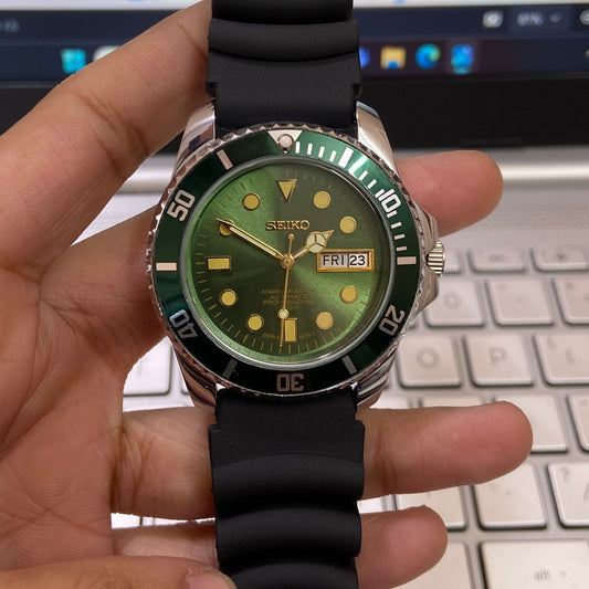 Vintage Seiko Marine Master Automatic Green Face Cal. 6309 Green Rotating Bezel Black Silicone Strap Men's Wrist Watch C99