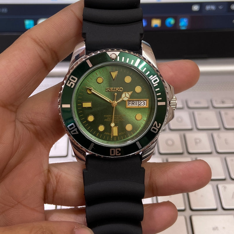 Vintage MOD Seiko Marine Master Automatic Green Face Cal. 6309 Green Rotating Bezel Black Silicone Strap Men's Wrist Watch C99