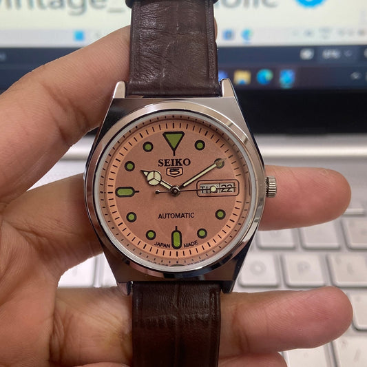 Vintage Seiko 5 Automatic 17Jewels Cal. 6309 Peach Face Brown Band Men's Wrist Watch D10
