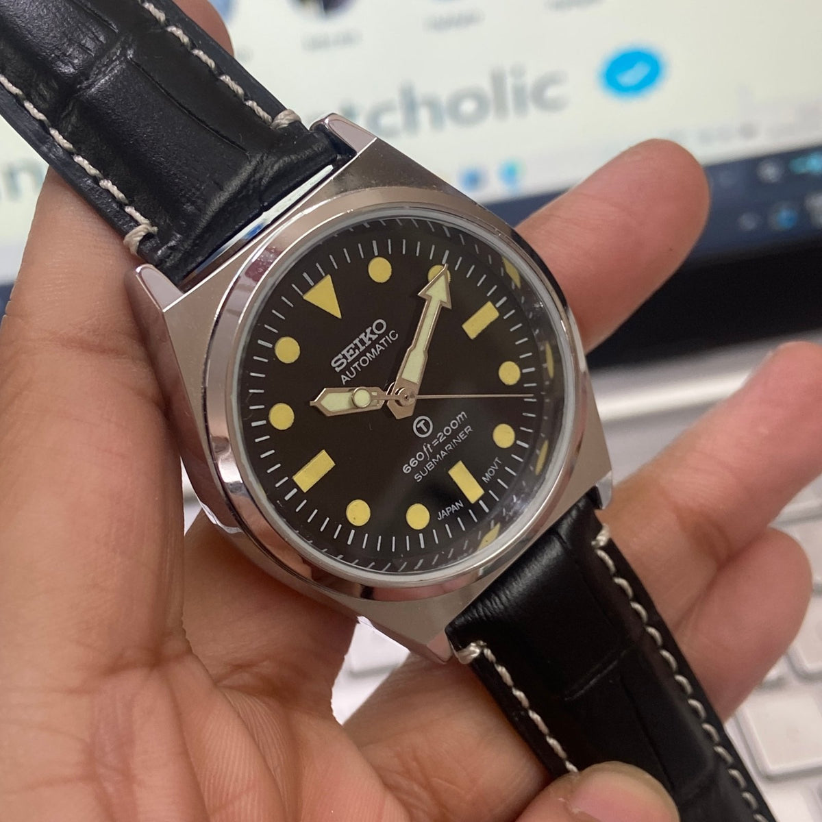 Vintage MOD Seiko 5 Automatic 17 Jewels Cal. 6309 Black Face Black Leather Band Men's Wrist Watch D17