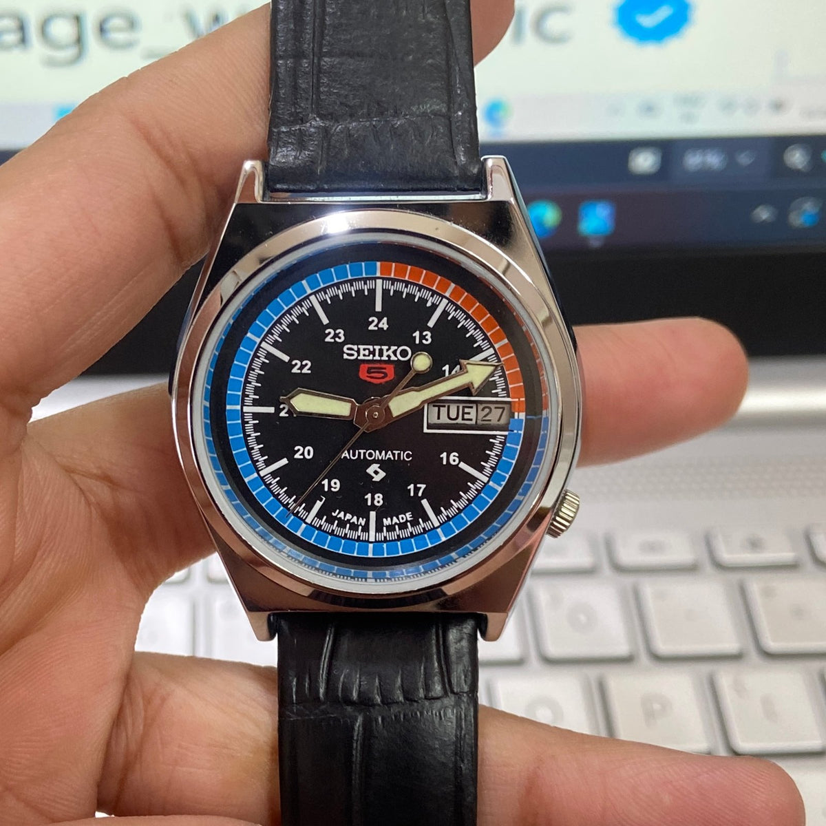 Vintage MOD Seiko 5 Automatic 17Jewels Cal. 6309 Black Face Black Band Day-Date Men's Wrist Watch D42