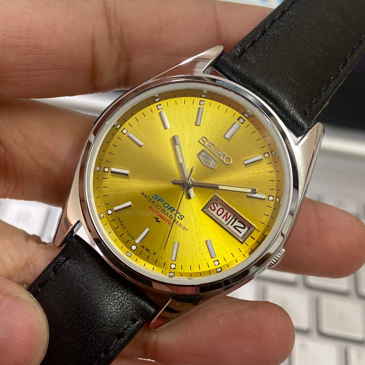Vintage MOD Seiko 5 Automatic Yellow Face Cal. 6349 Day-Date 23 Jewels Black Band Men's Wrist Watch D50