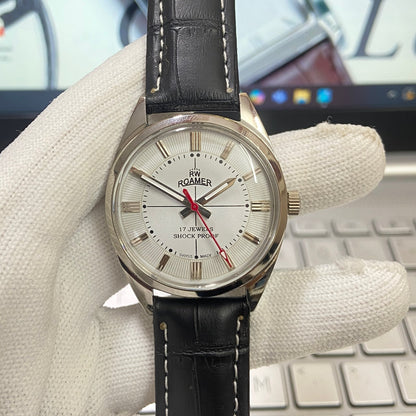 Vintage Roamer white Face Silver Case Mechanical Hand Winding 17 jewels Black Leather Strap Men's Wrist Watch D54
