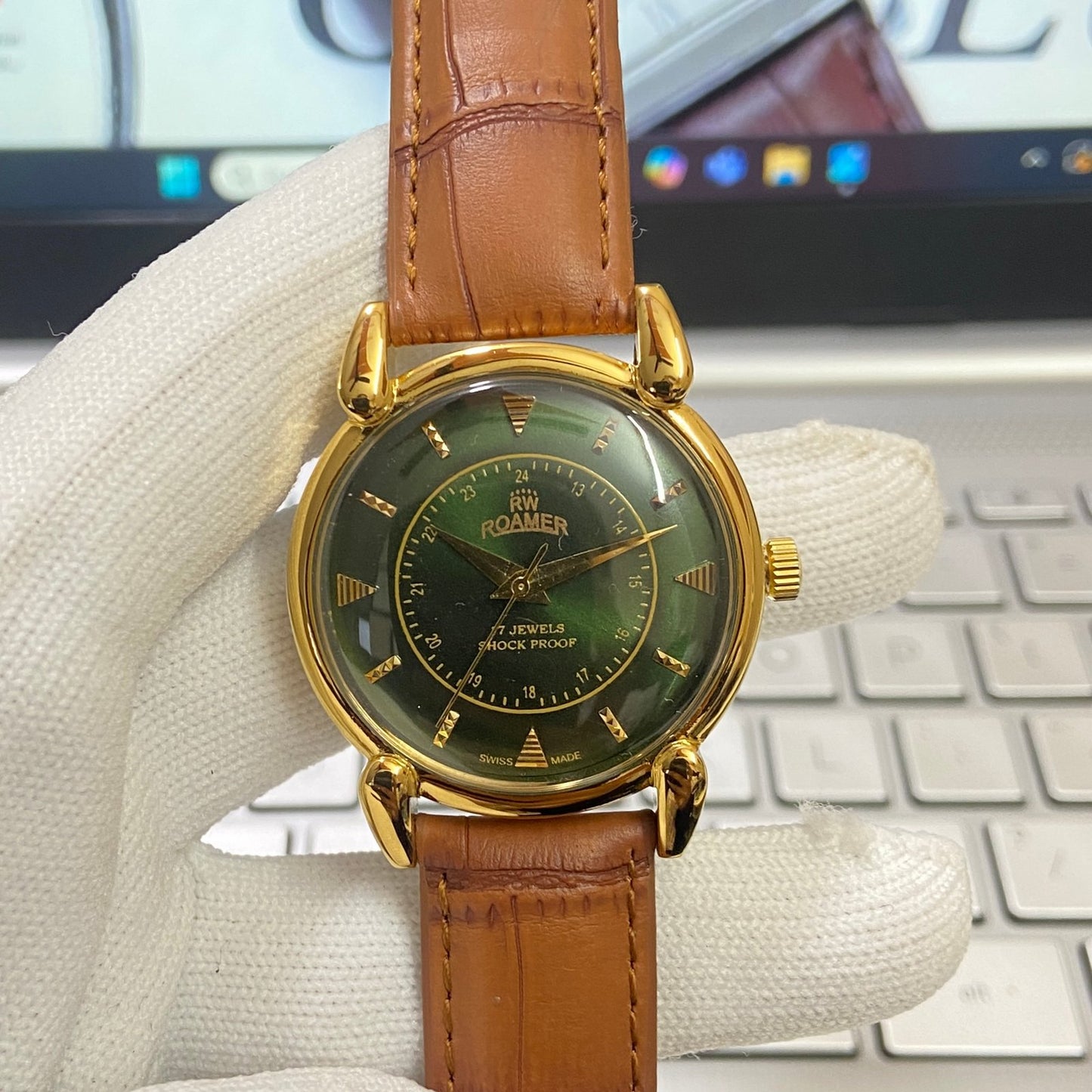 Vintage Roamer Green Face Golden Case Mechanical Hand Winding 17 jewels Brown Leather Strap Men's Wrist Watch D64