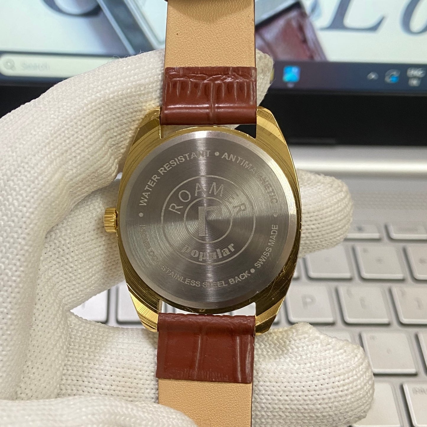 Vintage Roamer white Face Golden Case Mechanical Hand Winding 17 jewels Brown Leather Strap Men's Wrist Watch D69