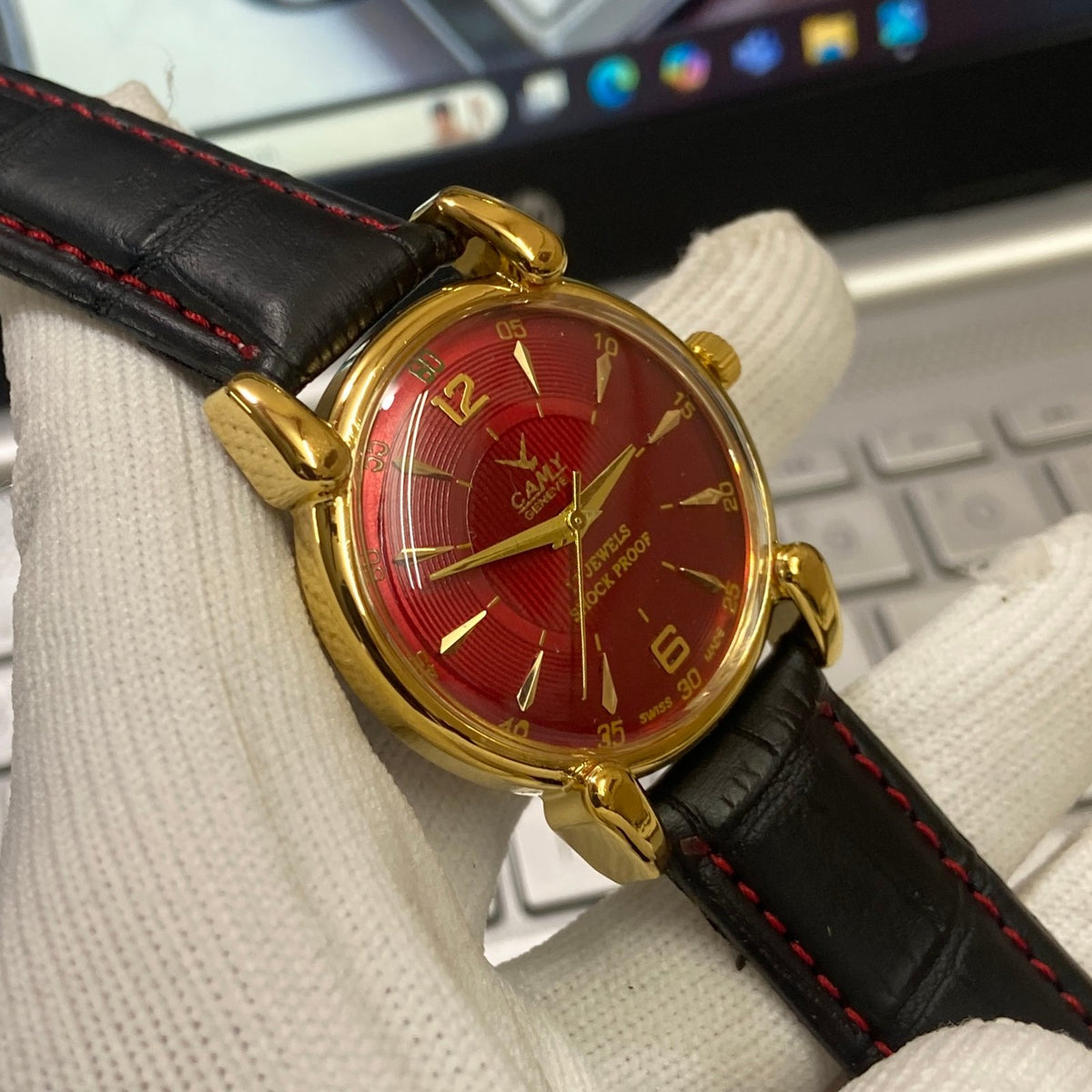 Vintage Mod Camy Red Face Golden Case Mechanical Hand Winding 17 jewels Black Leather Strap Men's Wrist Watch D73