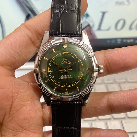 Vintage Roamer Green Face Silver Case Mechanical Hand Winding 17 jewels Fluted Bezel Black Band Men's Wrist Watch D88