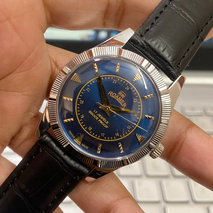 Vintage Roamer Blue Face Silver Case Mechanical Hand Winding 17 jewels Fluted Bezel Black Band Men's Wrist Watch D90