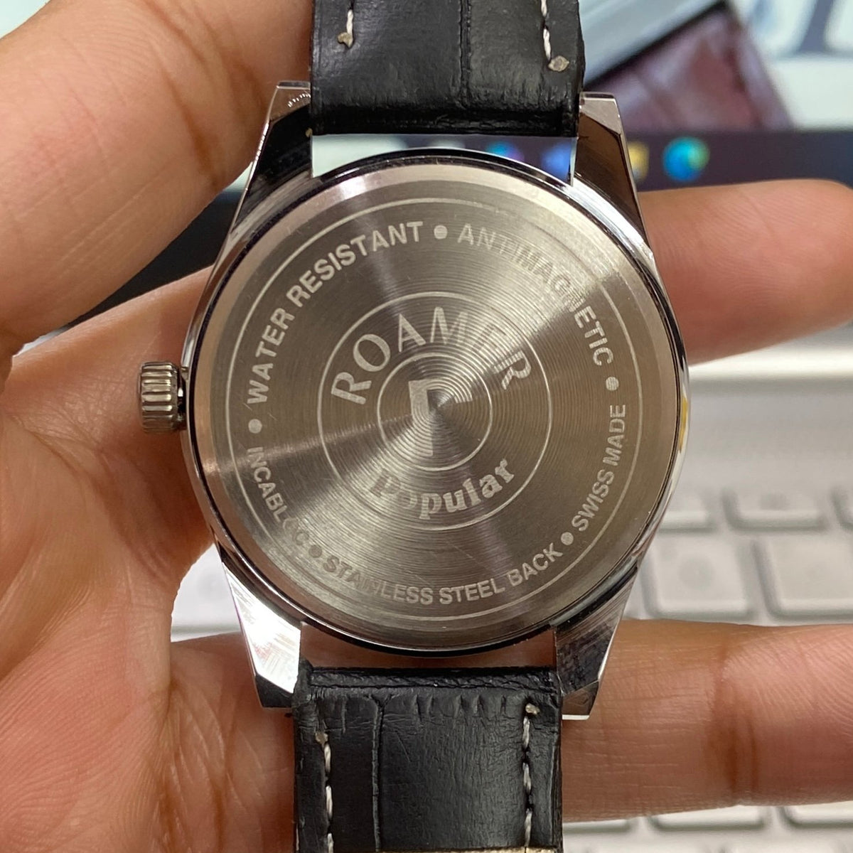 Vintage Mod Camy Red Face Silver Case Mechanical Hand Winding 17 jewels Fluted Bezel Black Band Men's Wrist Watch D91