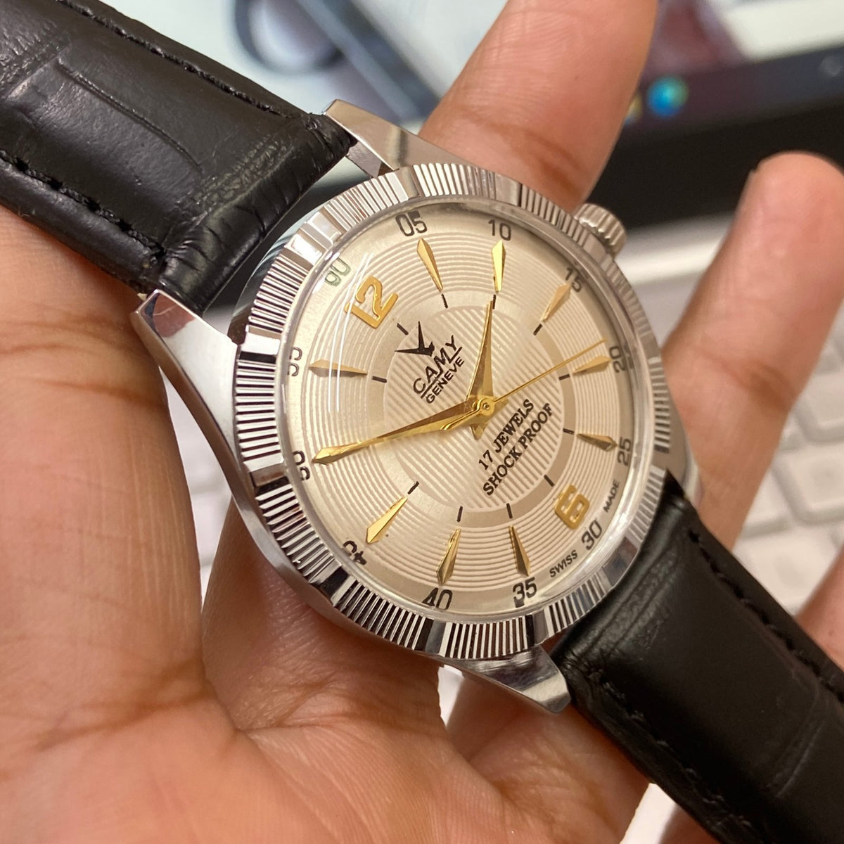 Vintage Mod Camy Silver Face Silver Case Mechanical Hand Winding 17 jewels Fluted Bezel Black Band Men's Wrist Watch D92