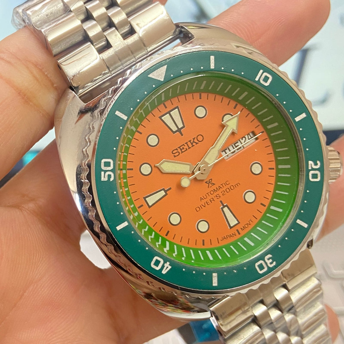Vintage MOD Seiko Turtle Automatic Orange Face Cal. 6309 Green Rotating Bezel 17 Jewels Day-Date Men's Wrist Watch D99
