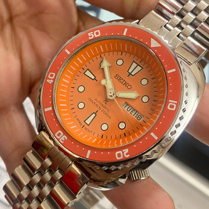 Vintage Seiko Turtle Automatic Orange Face Cal. 6349 Orange Rotating Bezel 23 Jewels Day-Date Men's Wrist Watch D100