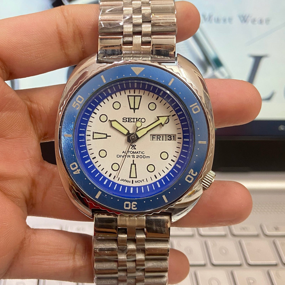 Vintage MOD Seiko Turtle Automatic White Face Cal. 6309 Blue Rotating Bezel 17Jewels Day-Date Men's Wrist Watch E01