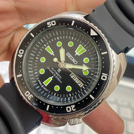 Vintage Seiko Turtle Automatic Black Face Cal. 6309 Rotating Bezel 17Jewels Day-Date Silicone Strap Men's Wrist Watch E02